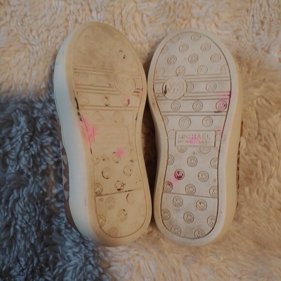 Michael Kors Kids' Slip-On Sneakers Logo Tan/Brown MK Logo 7 - Picture 7 of 7